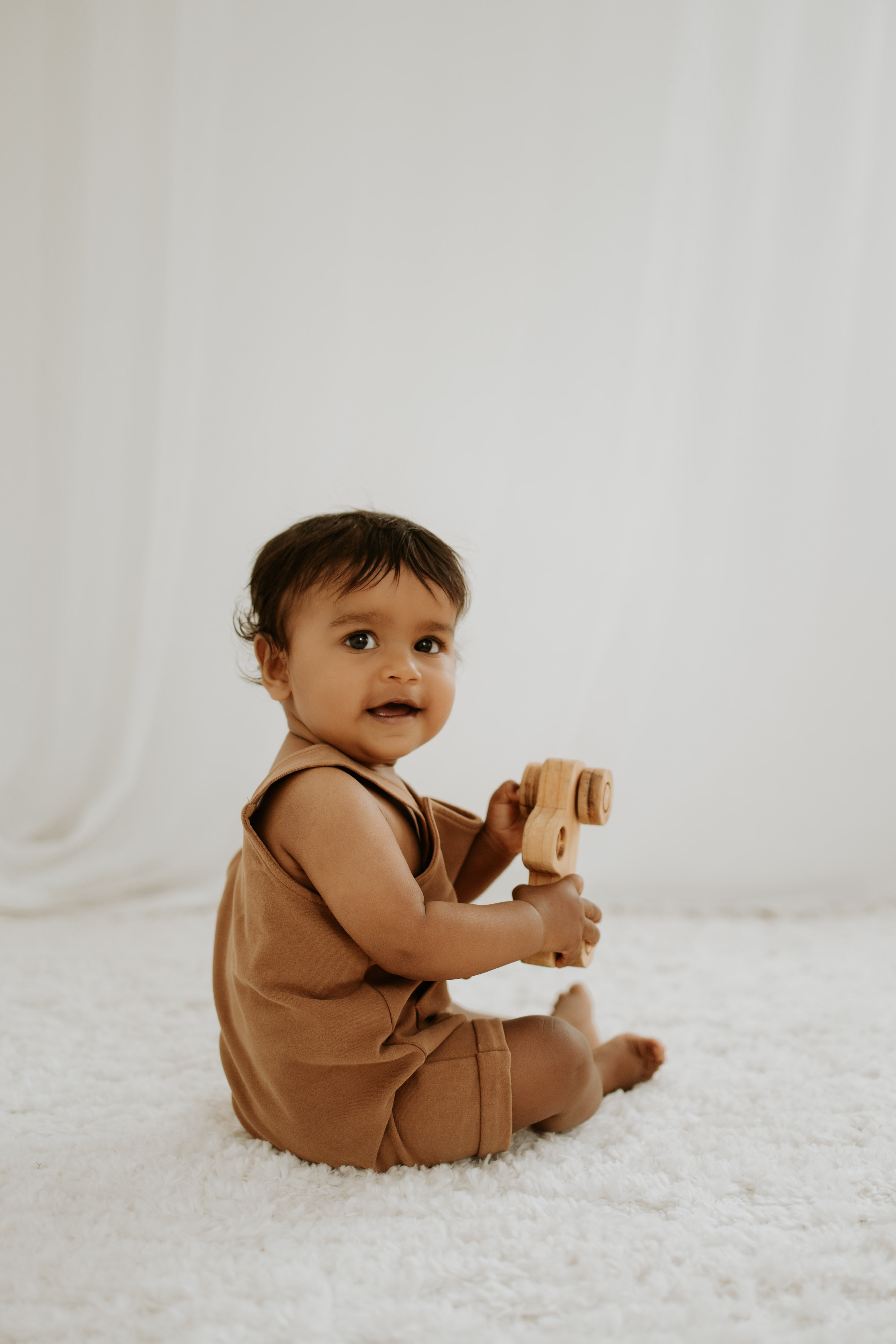 NOEM Sleeveless Overalls - Brown